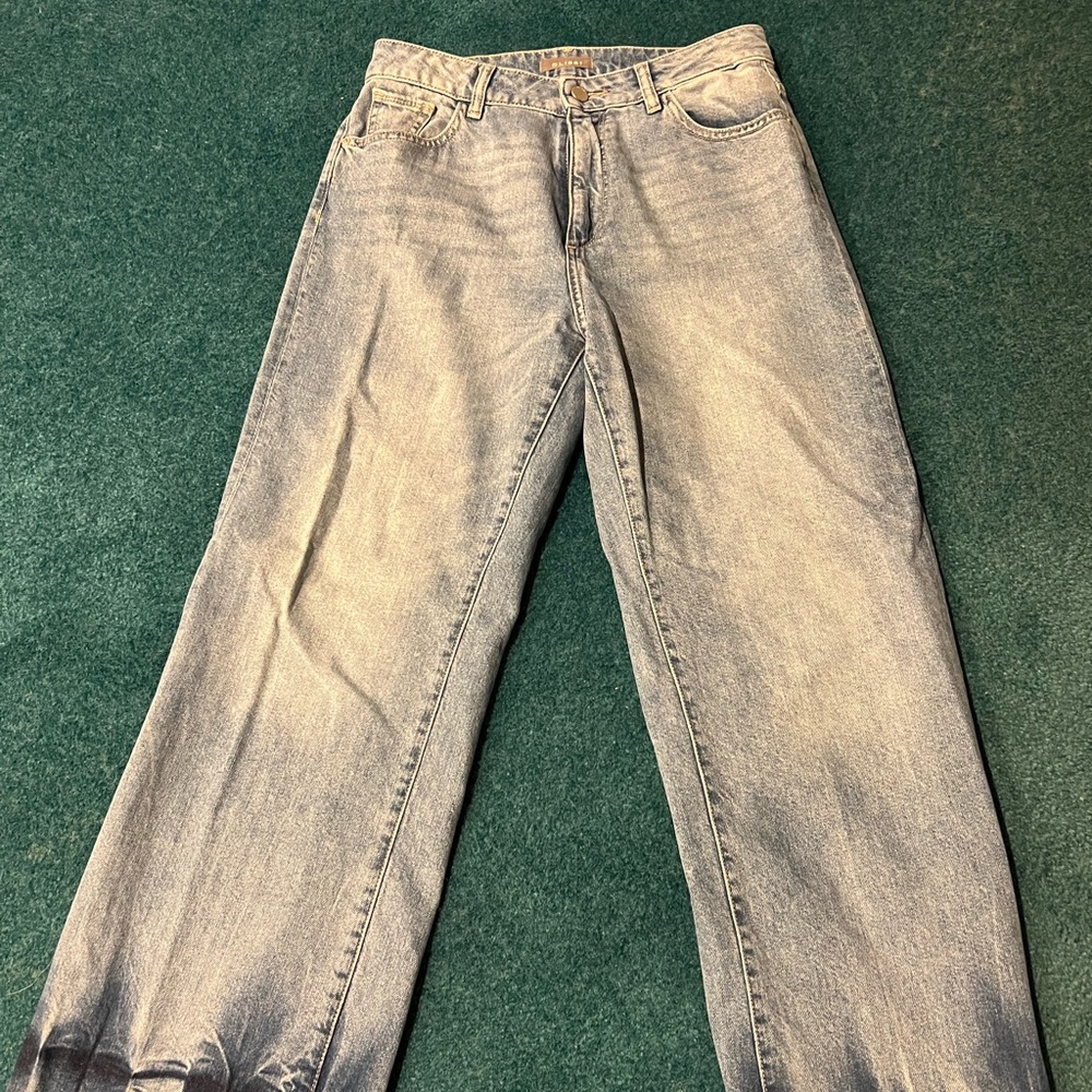 DL1961 Hepburn jeans, wide leg, ankle length, white washed